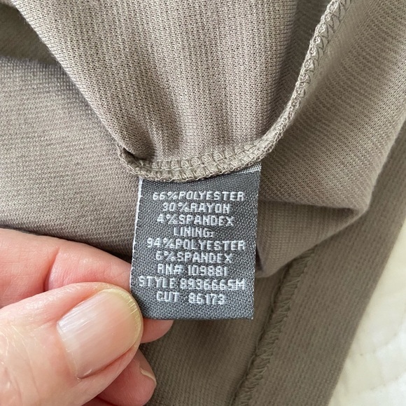 Donna Ricco Taupe Ruffled Layered Look Knee Length Midi Dress Feminine Size 12 - Picture 4 of 11